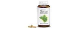 Moringa (Moringa oleifera) je stromovitá rostlina, dosahuje výšky až 15 metrů. V oblasti kde se Moringa nachází se ji po právu říká "strom života" a to pro její blahodárné účinky na organismus. 


 Mimořádně vysoká hodnota ORAC - více než 50.000 µmol TE / 100g.


Moringa obsahuje přes 100 tělu prospěšných látek! Vitamíny, minerály, aminokyseliny, vlákninu, antioxidanty,..



Denní dávka obsahuje: 4500 mg prášku z Moringy olejodárné.

 
