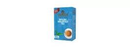 

English Breakfast Tea vychází z klasického čajového snídaňového nápoje milovaného generacemi. Jeho síla a charakter umožňují přidání mléka, smetany, medu nebo cukru, ale stejně dobře si ho vychutnáte jen tak, zalitý vřelou vodou.



Černý čaj porcovaný.


Země původu čaje: Srí Lanka (Cejlon).
